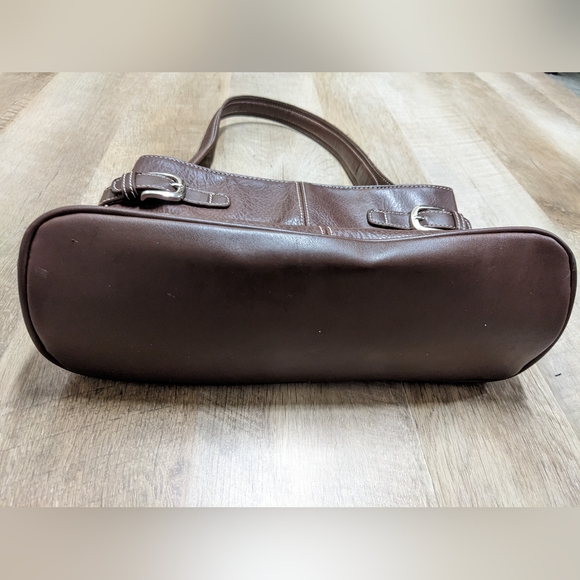 Tommy Hilfiger Small Brown Leather Bag - Picture 11 of 13